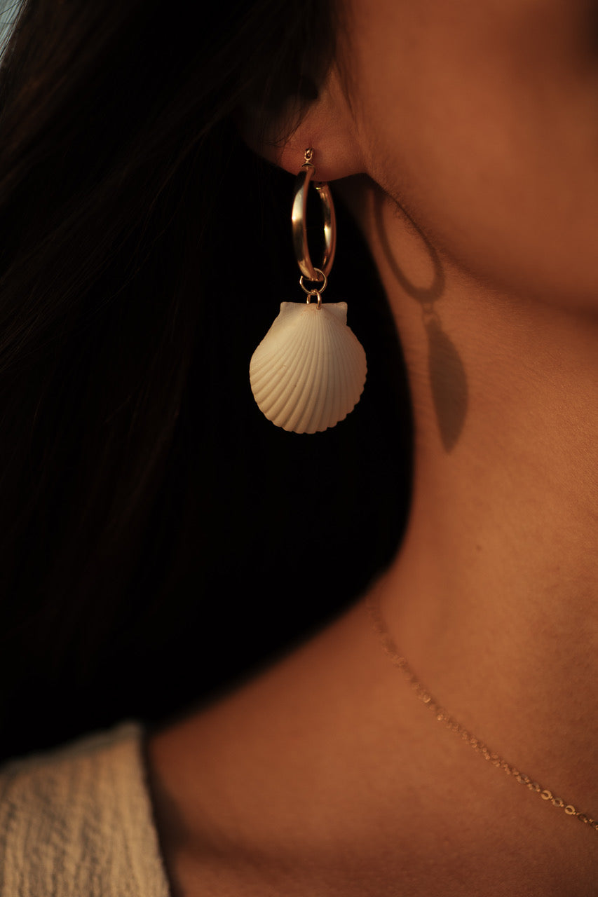 The White Scallop Earrings - Large Hoops
